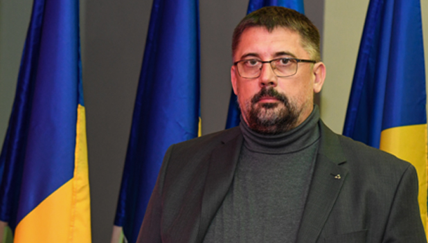 U Srbiji su zakoni i dobrosusedski odnosi iza ličnih interesa